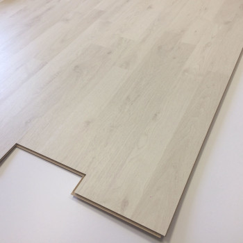 Ламинат EGGER Basic 31кл 6мм EBL025 Полярный дуб