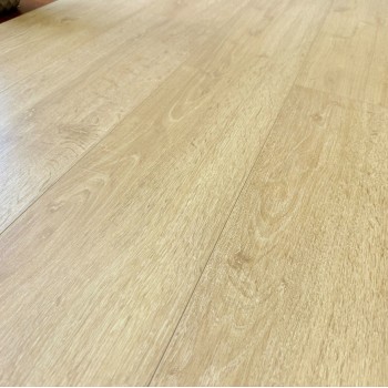 Ламинат EGGER Comfort Classic 32кл 8мм 4-v EC2828 Дуб Ильмень