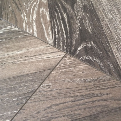 Ламинат Egger Pro Large EPL240R Дуб Кестинкорт шоколад