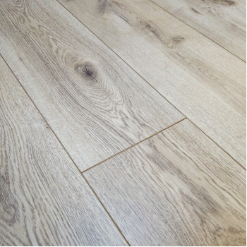 Ламинат Swiss Krono Dovod 33 кл 8 мм 4V 3896 Дуб Эльмас