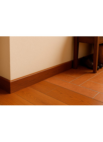 Плинтус для кухни и прихожей: что важно учесть