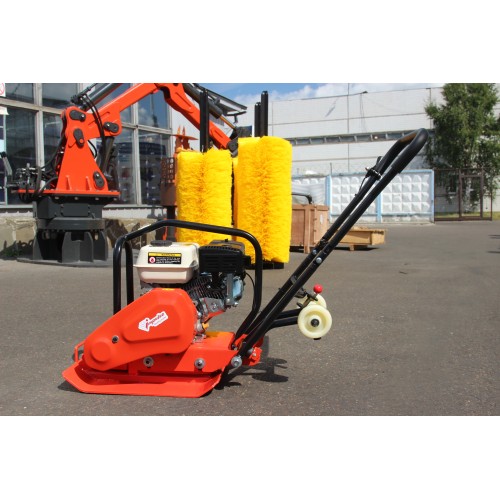 Виброплита Impulse VP60L Loncin G200F (колеса)