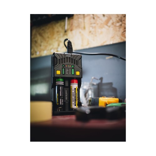Зарядное устройство Armytek Uni C2 Plug Type C
