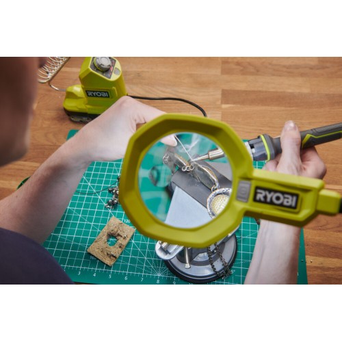 Фонарь с увеличительной линзой RYOBI RML18-0 (без батареи) система ONE +