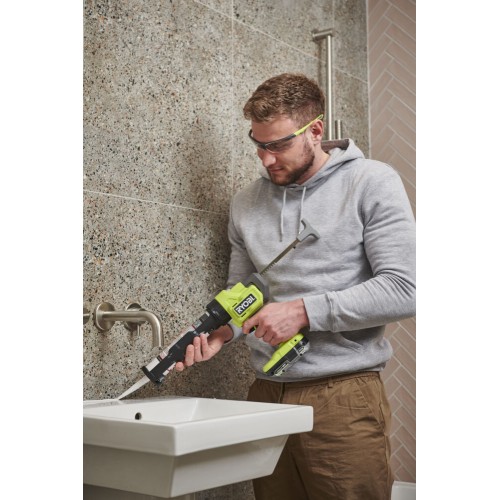 Пистолет для герметика RYOBI RCG18-0 (без батареи) система ONE +