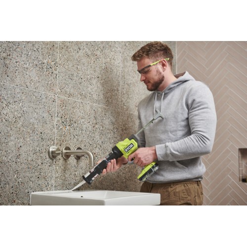 Пистолет для герметика RYOBI RCG18-0 (без батареи) система ONE +