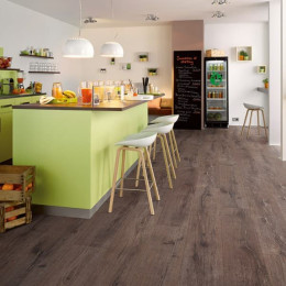 Ламинат Egger Flooring Long H6105 Дуб Барбаросса темный
