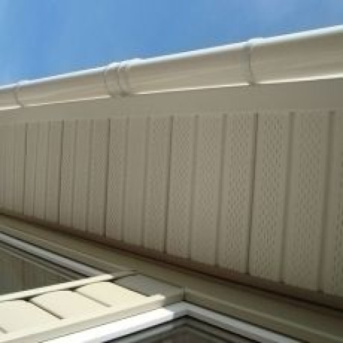 Софит Деке (Docke) Premium Т4 Пломбир с полной перфорацией