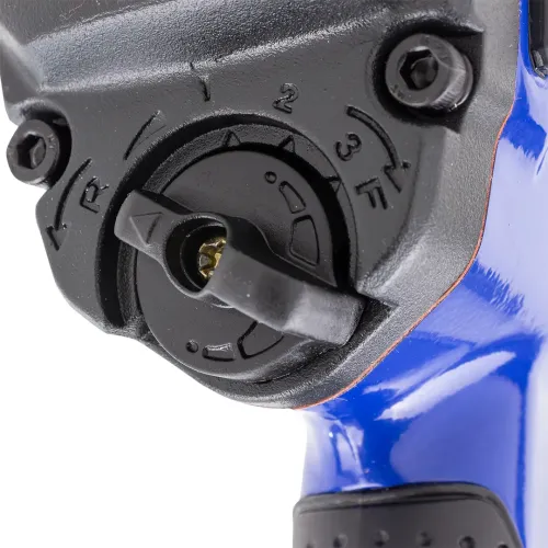 Пневмогайковерт ударный ''Twin Hammer''с реверсом и регулировкой усилия 1/2''(1400Hм, 7000 об/мин,6.3bar,вес 3.2кг)