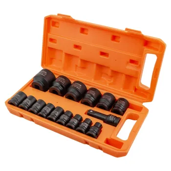 Набор головок ударных коротких 16пр.1/2''(6-гр.)(10,12-17,19,21,22,24,27,30,32мм(36мм-12гр)+удлинитель 75мм),в кейсе