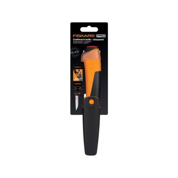 Нож ремесленный с точилкой FISKARS