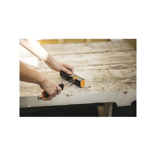 Нож общего назначения FISKARS