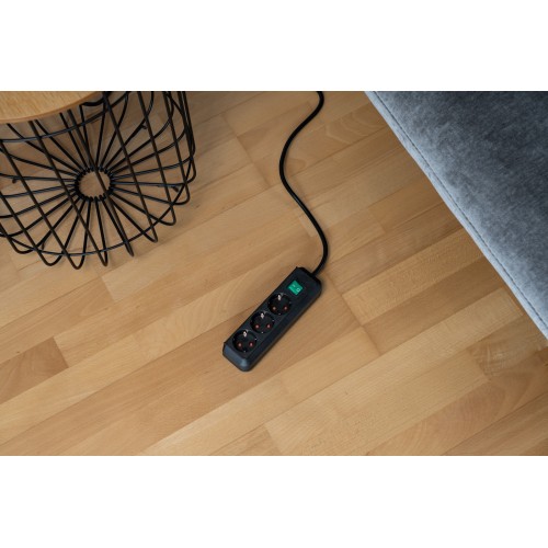 Удлинитель 1.5м (3 роз., 3.3кВт, с/з, выкл., ПВС) черный Brennenstuhl Eco-Line
