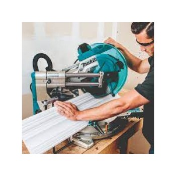 Торцовочная пила MAKITA LS 1219 в кор.