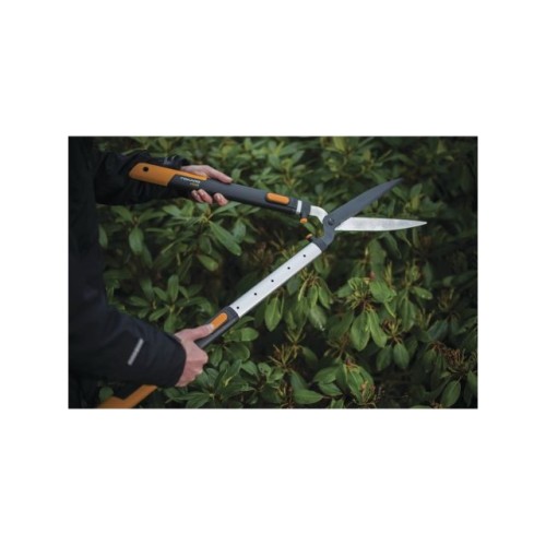 Ножницы для живой изгороди телескопические  SmatrF FISKARS
