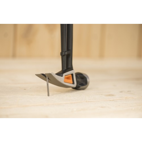 Молоток столярный L FISKARS