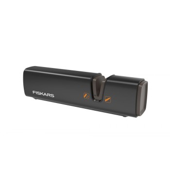 Топор Norden N7 FISKARS + точилка (комплект)