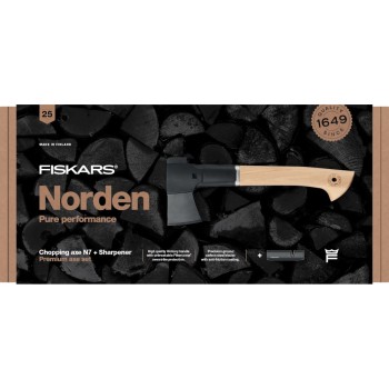 Топор Norden N7 FISKARS + точилка (комплект)