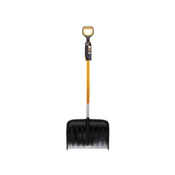Лопата (скрепер) для снега c изогнутой ручкой X-series FISKARS