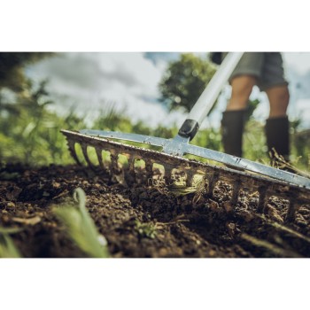 Грабли для грунта средние Xact FISKARS