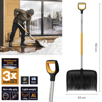 Лопата (скрепер) для снега X-series FISKARS