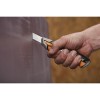 Нож с выдвижным, сменным лезвием18мм CarbonMax FISKARS