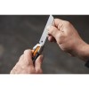 Нож с выдвижным, сменным лезвием18мм CarbonMax FISKARS
