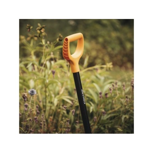 Лопата штыковая Solid FISKARS