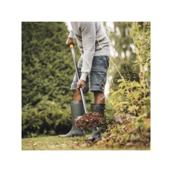 Лопата совковая с ручкой Solid  FISKARS