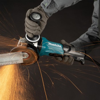 Одноручная углошлифмашина MAKITA GA 5093 X01 в кор.