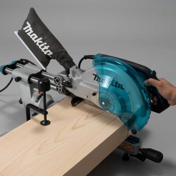 Торцовочная пила MAKITA LS 1110F в кор.