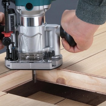 Фрезер кромочный MAKITA RT 0702 CX2 + аксессуары в сумке