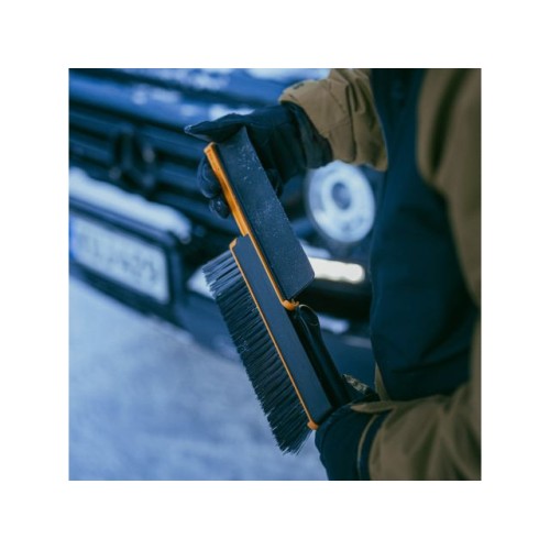 Щетка для снега 96-121см телескоп. со скребком X-series FISKARS