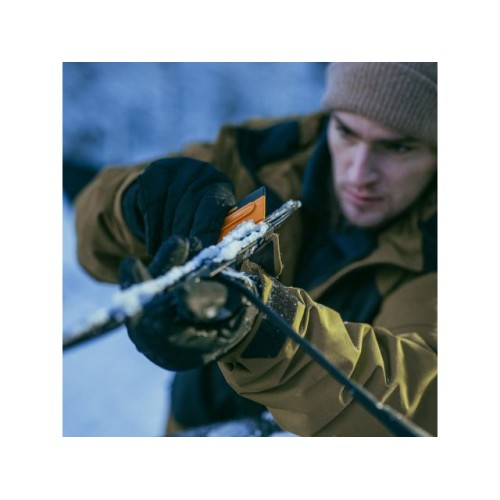 Щетка для снега 96-121см телескоп. со скребком X-series FISKARS