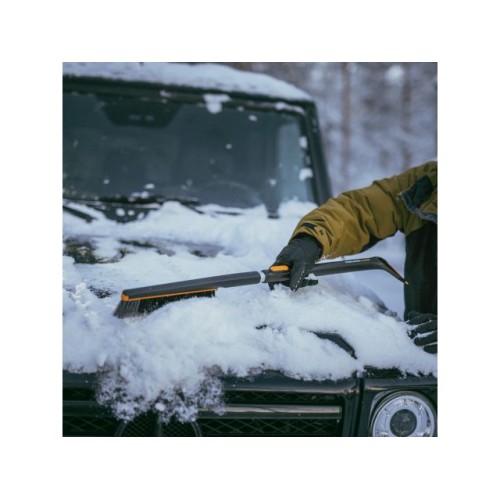 Щетка для снега 85-113см телескоп. со скребком X-series FISKARS