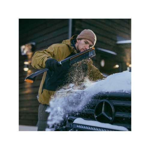 Щетка для снега 85-113см телескоп. со скребком X-series FISKARS
