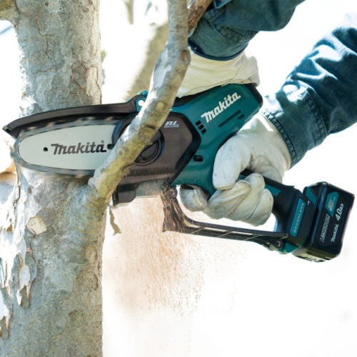 Аккум. пила цепная MAKITA CXT UC100DWA шина 10 см (4