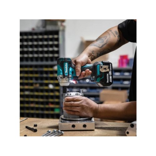Аккум. ударный гайковерт MAKITA LXT DTW302RTJ