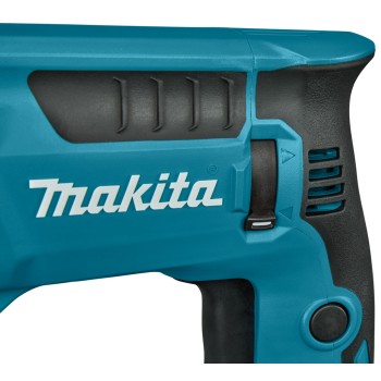 Перфоратор MAKITA HR 2670 FT в чем.