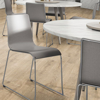 Ламинат EGGER Pro Classic 33кл 8мм 4-v EPL074 Дуб Даннингтон светлый