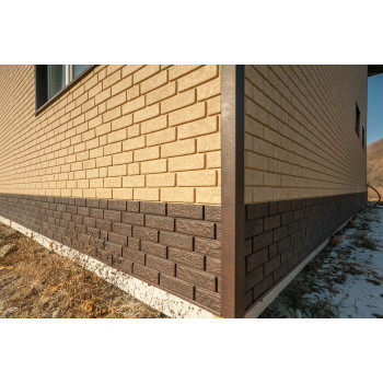 Сайдинг Ю-пласт Стоун-Хаус Кирпич коричневый